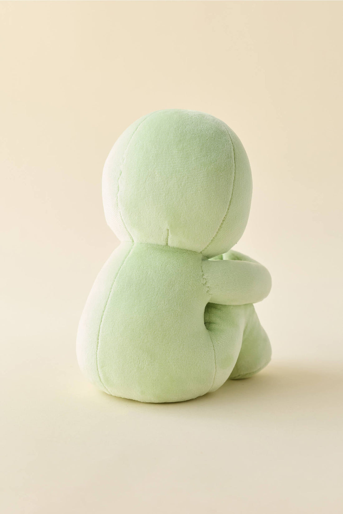 SMISKI Plush - Hugging Knees
