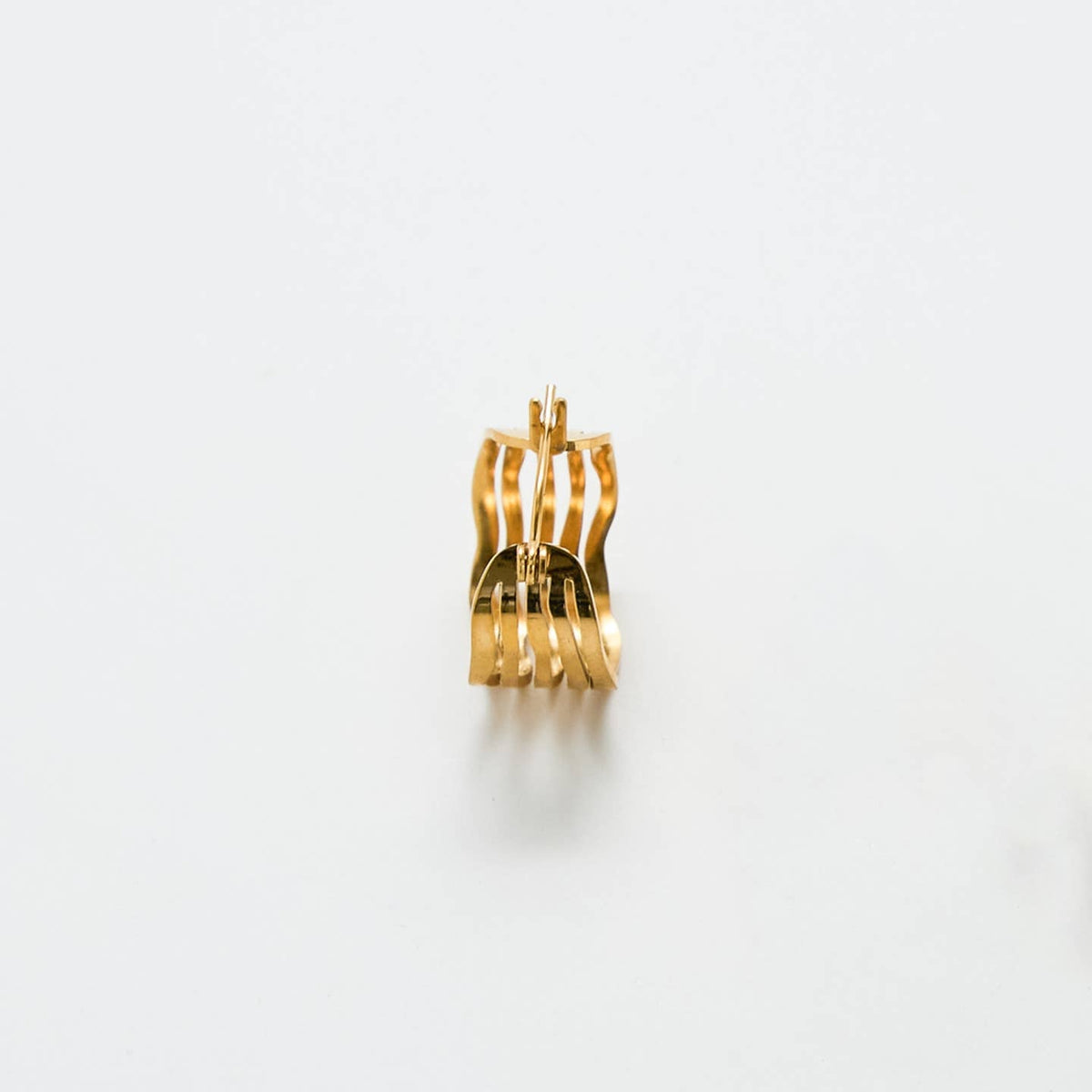 Gold Cut-Out Circle Hoop Earrings