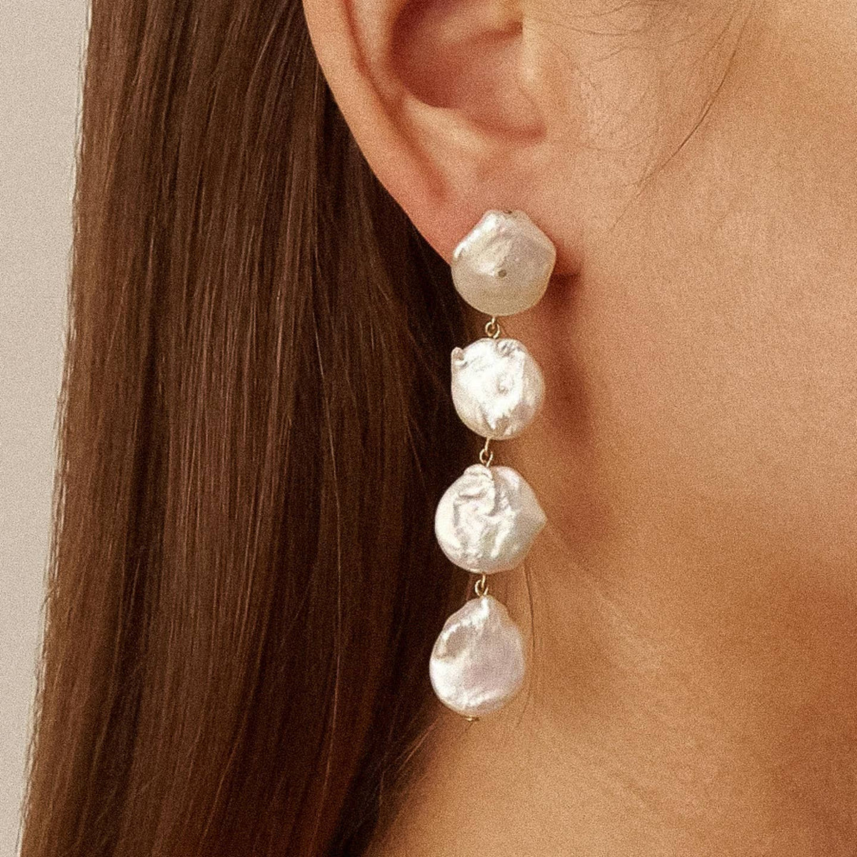 Héloïse Pearl Drop Earring