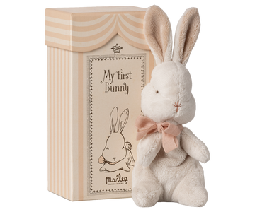 My first bunny - Powder