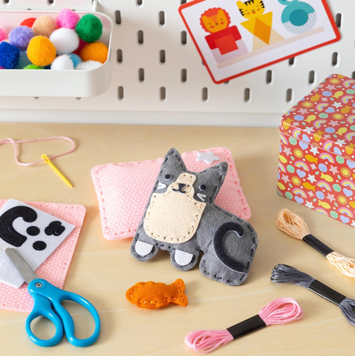 Mini Craft Kit: Pocket Pet Kitten