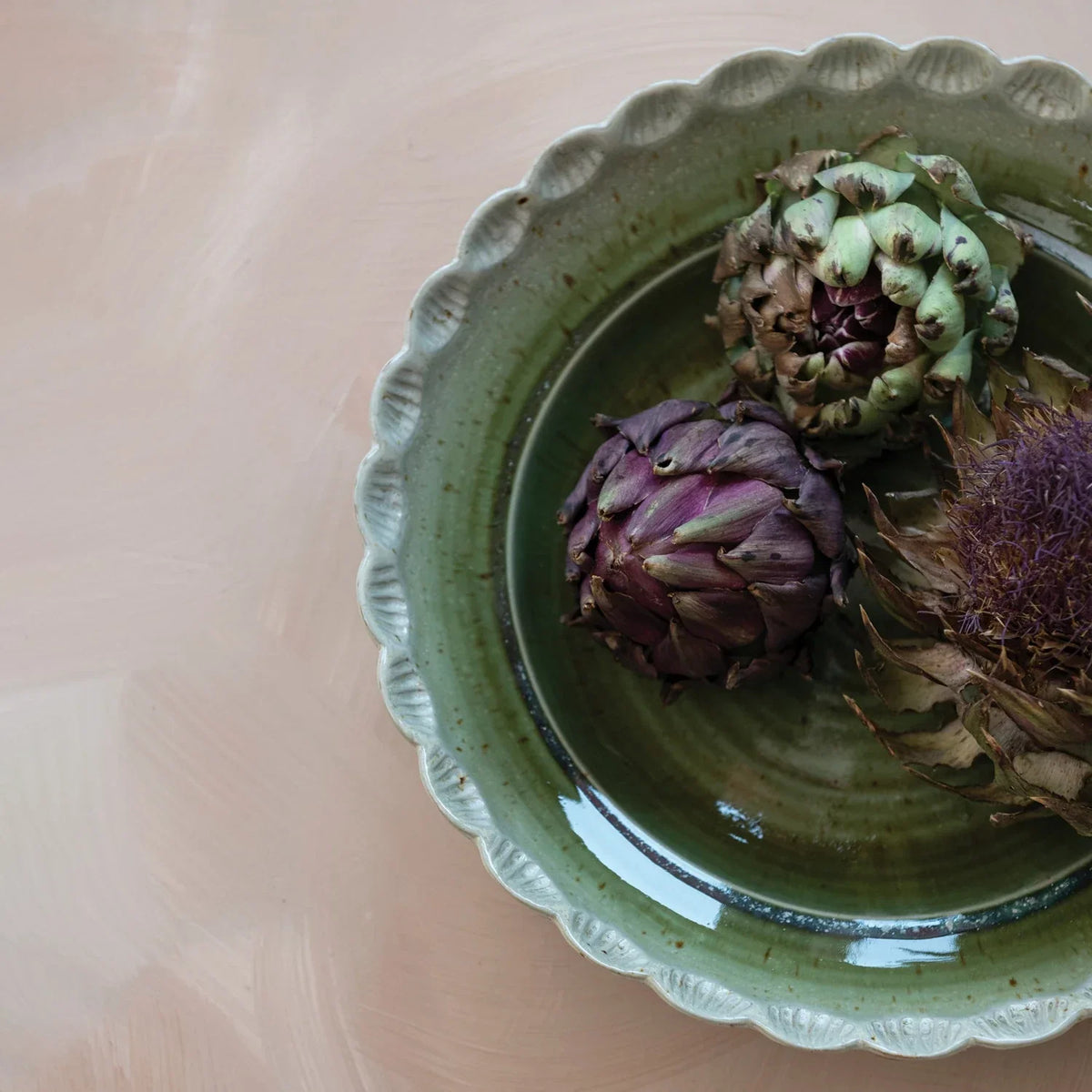 Stoneware Scalloped Bowl